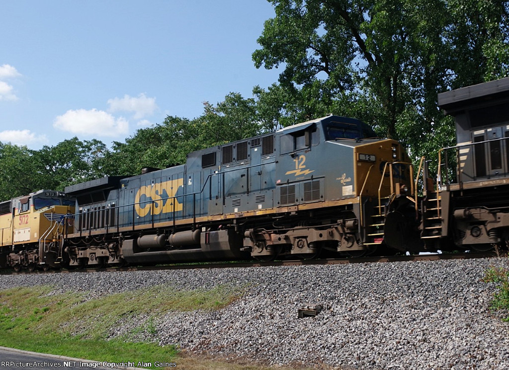 CSX 12